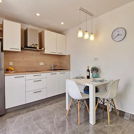 Apartament By The Sea Silo, Krk - 18721 *