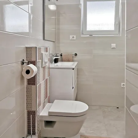 By The Sea Silo, Krk - 18721 Apartman *